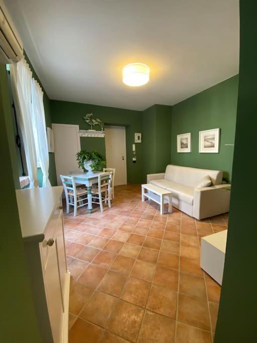 Casa Vacanza Al Duomo: Чефалу Екстериор снимка